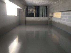 STRATO-FLOOR resina epossidica autolivellante per pavimenti continui